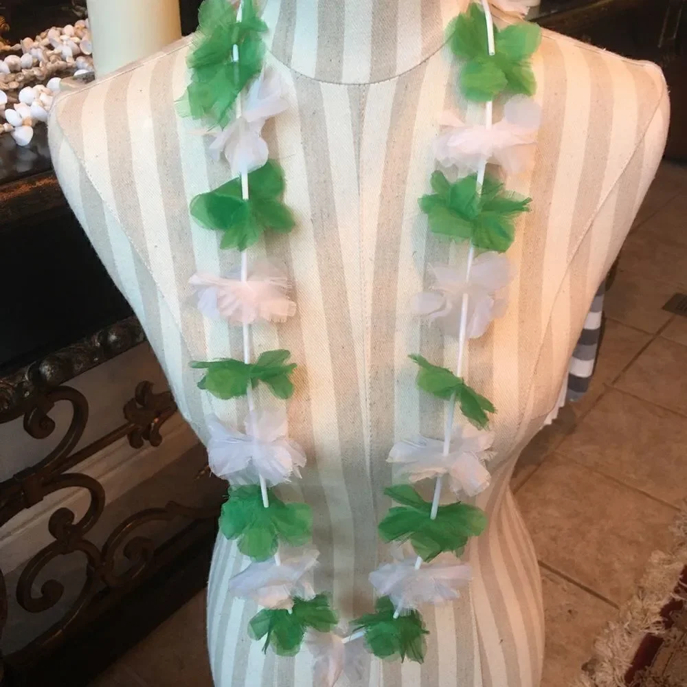 N/A hawaiian luau